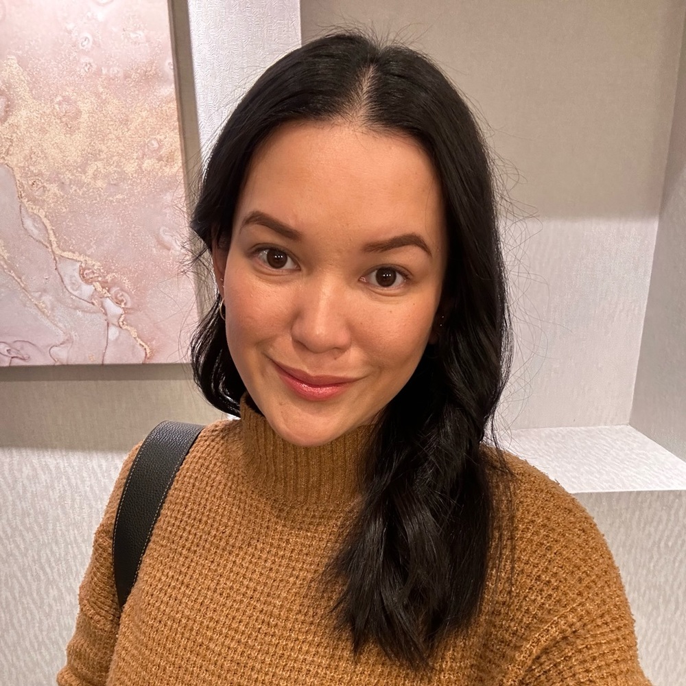Meet your Posher, Ayla